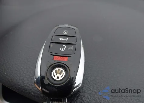 2012 Volkswagen Touareg Vr6 Lux z USA, uszkodzony, nr VIN WVGEF9BP3CD008220